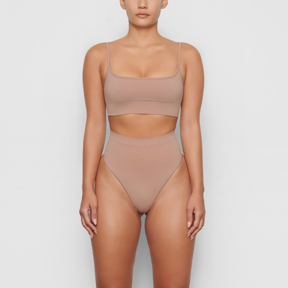 Skims midrise shapewear thong